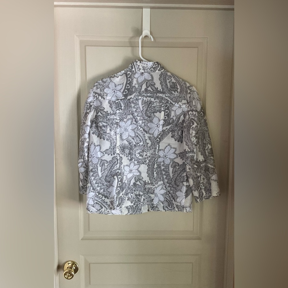 Coldwater Creek Women's Jacket Gray Cream White 3/4 Sleeve Size 4-6 - Picture 2 of 11